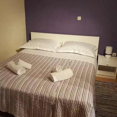 Marina Holiday Apartman *